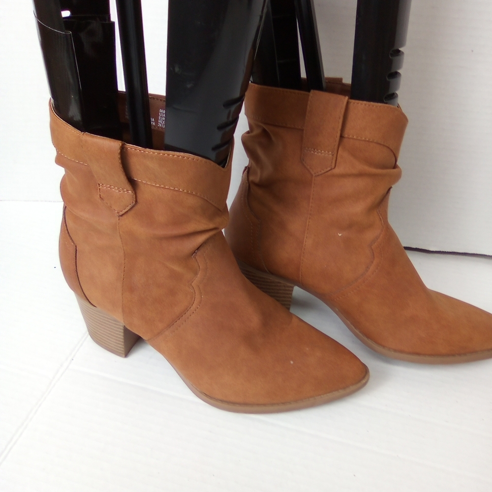 TIME TRUE Brown Women's Ankle Boots SIZE 9 - Picture 3 of 6